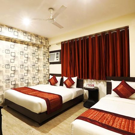 Hotel Ark Suites At Delhi Airport 뉴델리 외부 사진