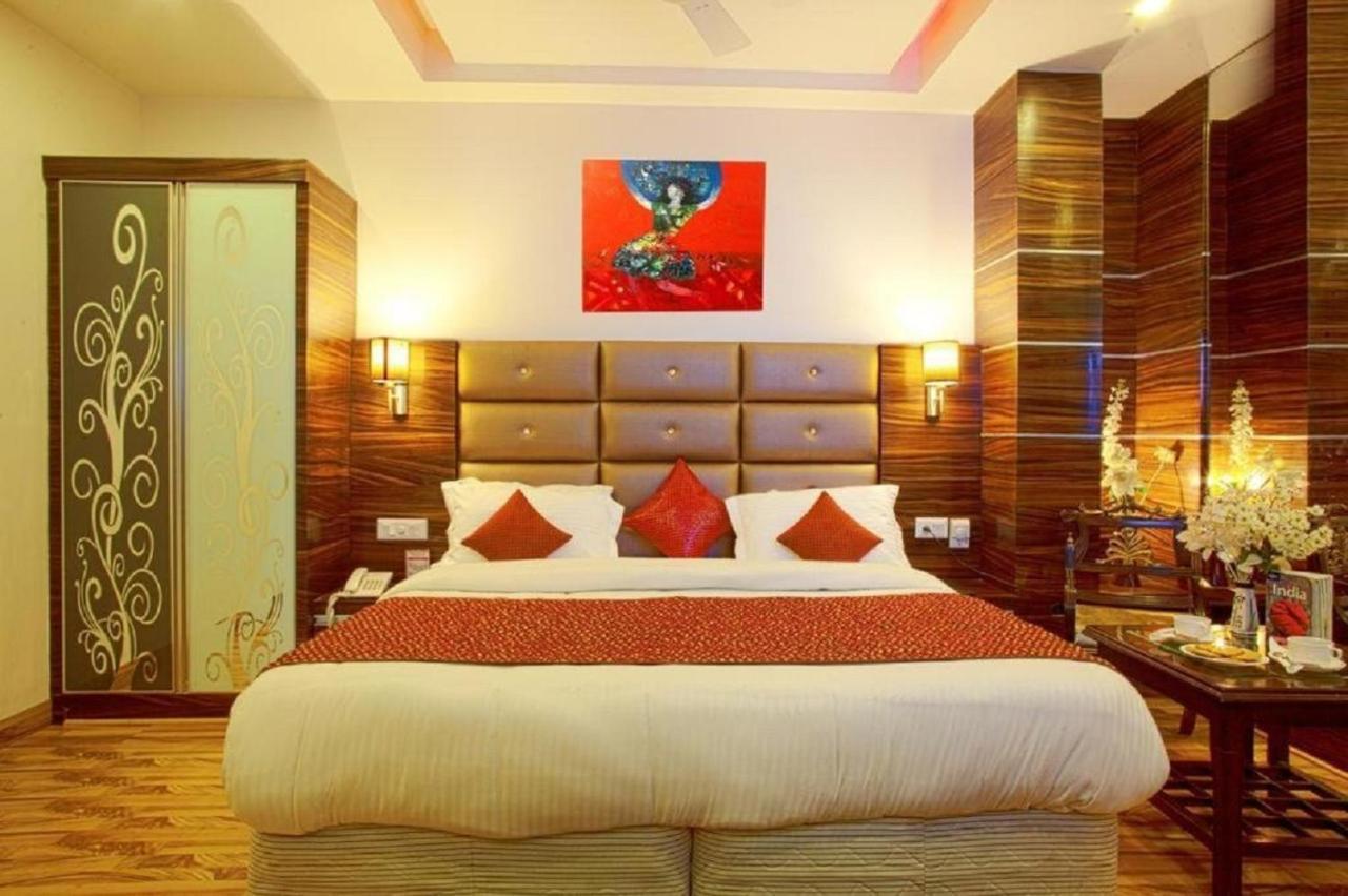Hotel Ark Suites At Delhi Airport 뉴델리 외부 사진