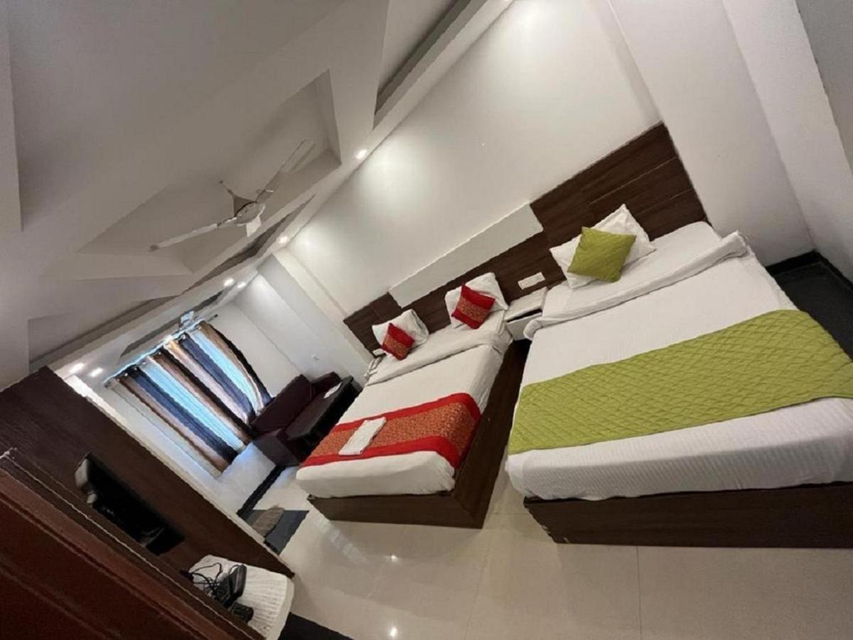 Hotel Ark Suites At Delhi Airport 뉴델리 외부 사진
