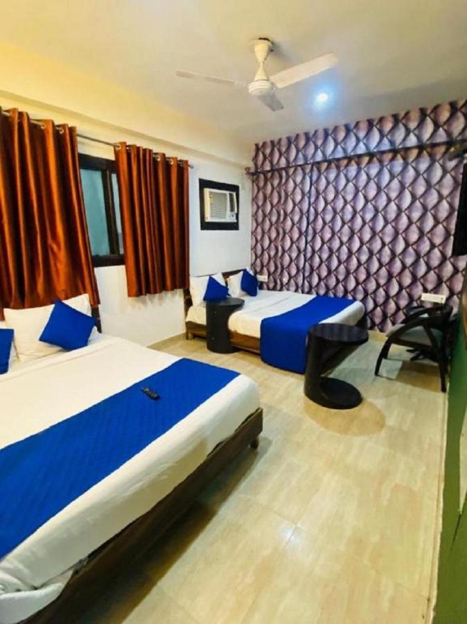 Hotel Ark Suites At Delhi Airport 뉴델리 외부 사진